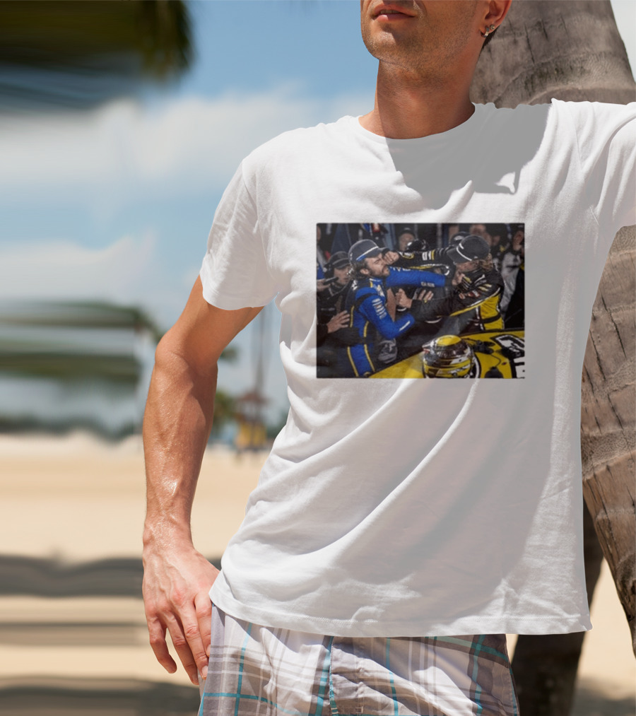 Carson Hocevar Vs Ryan Blaney NASCAR Fight Racing Rivalry Scene T-Shirt