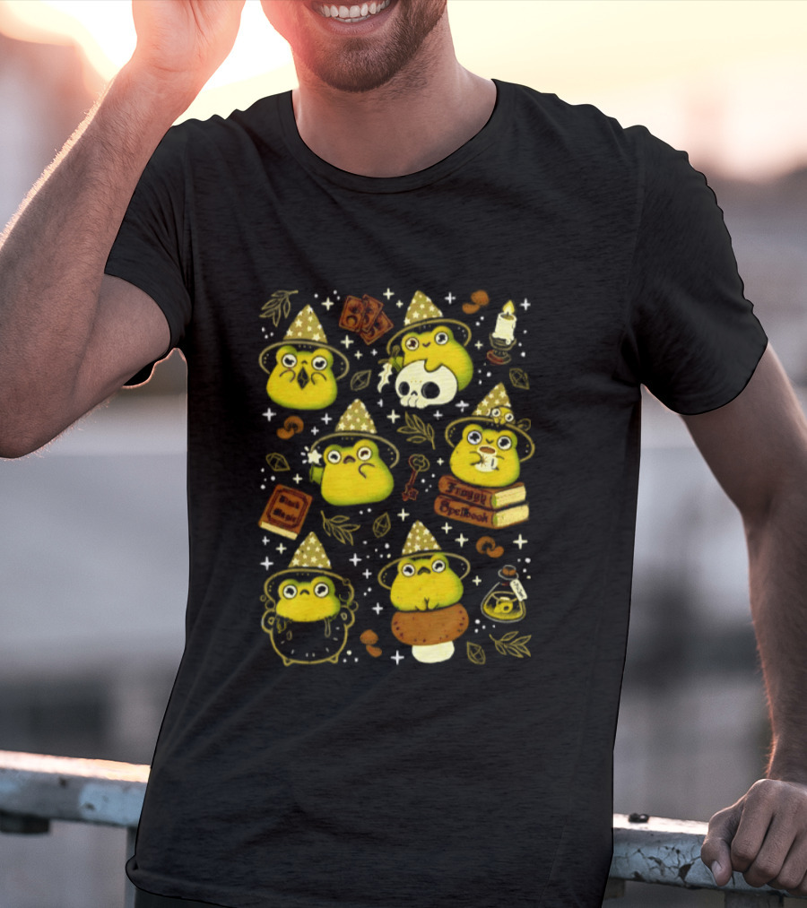 Witchy Froggy Spellbook Black Magic Poison Wizard Hat Mushrooms Potion Bottles T-Shirt