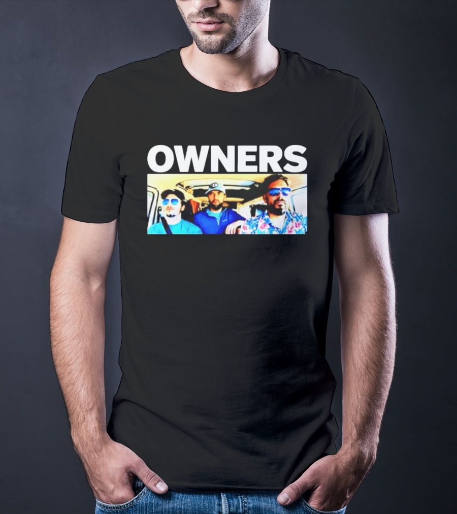Owners Van Life Road Trip Friends Adventure Travel T-Shirt