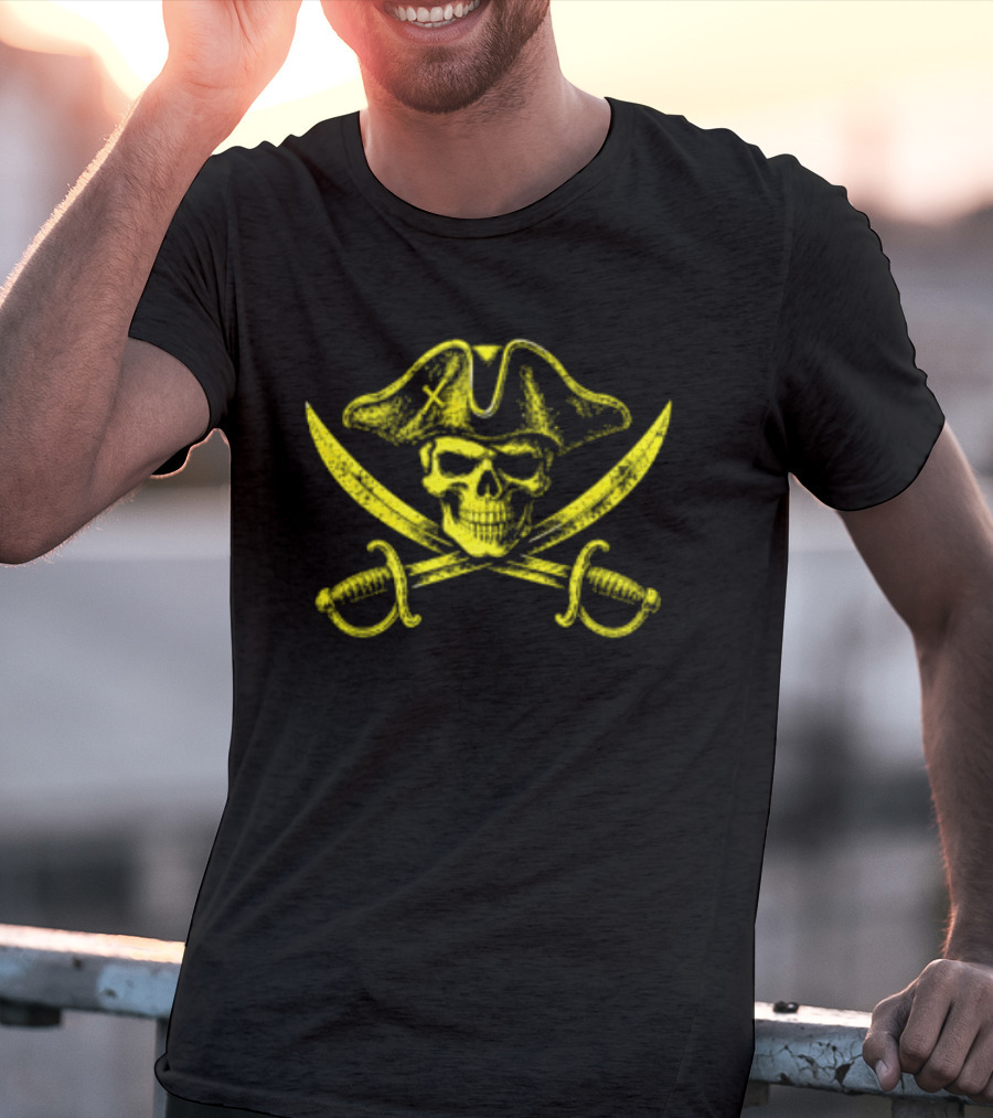 Pirate Skull Crossed Swords Crossbones Yellow T-Shirt