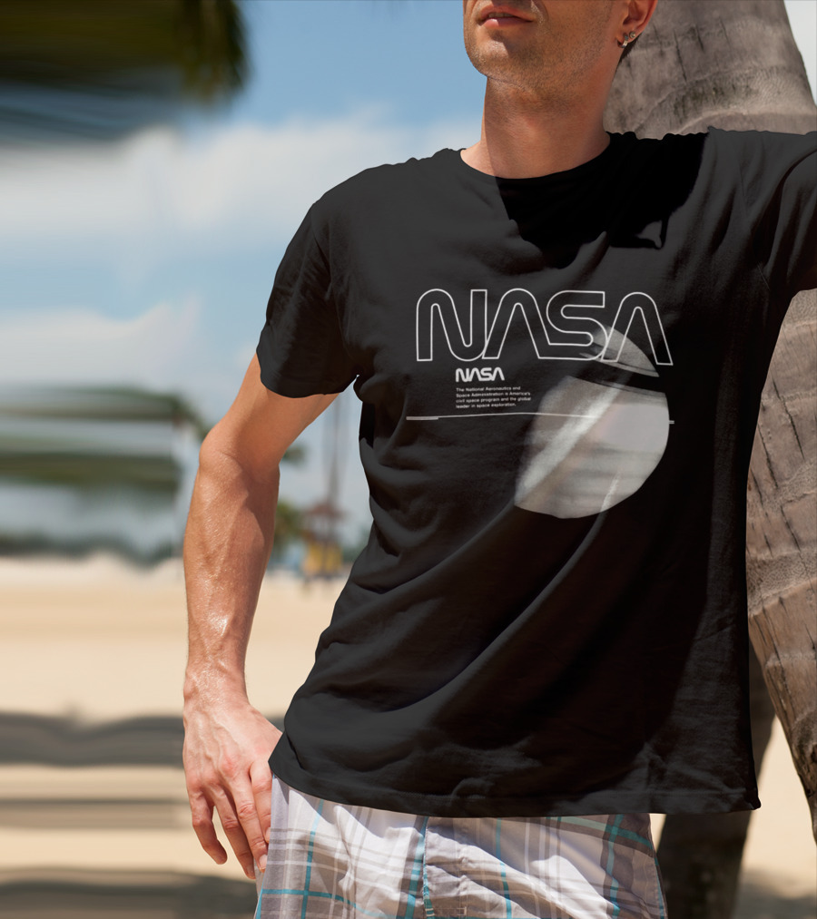 Alpha Industries NASA Galaxy Essential Crew Space Exploration T-Shirt