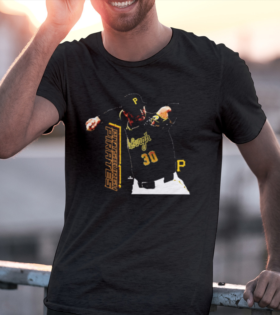Paul Skenes Pittsburgh Pirates 30 MLB Pitcher Swing T-Shirt