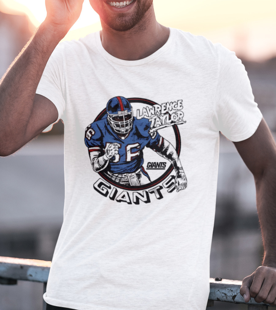 New York Giants Lawrence Taylor Football Player Vintage Pose T-Shirt