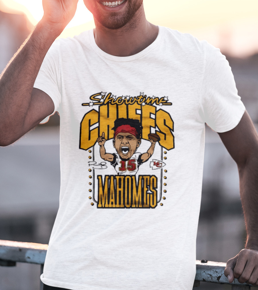 Showtime Chiefs Patrick Mahomes 15 Caricature T-Shirt