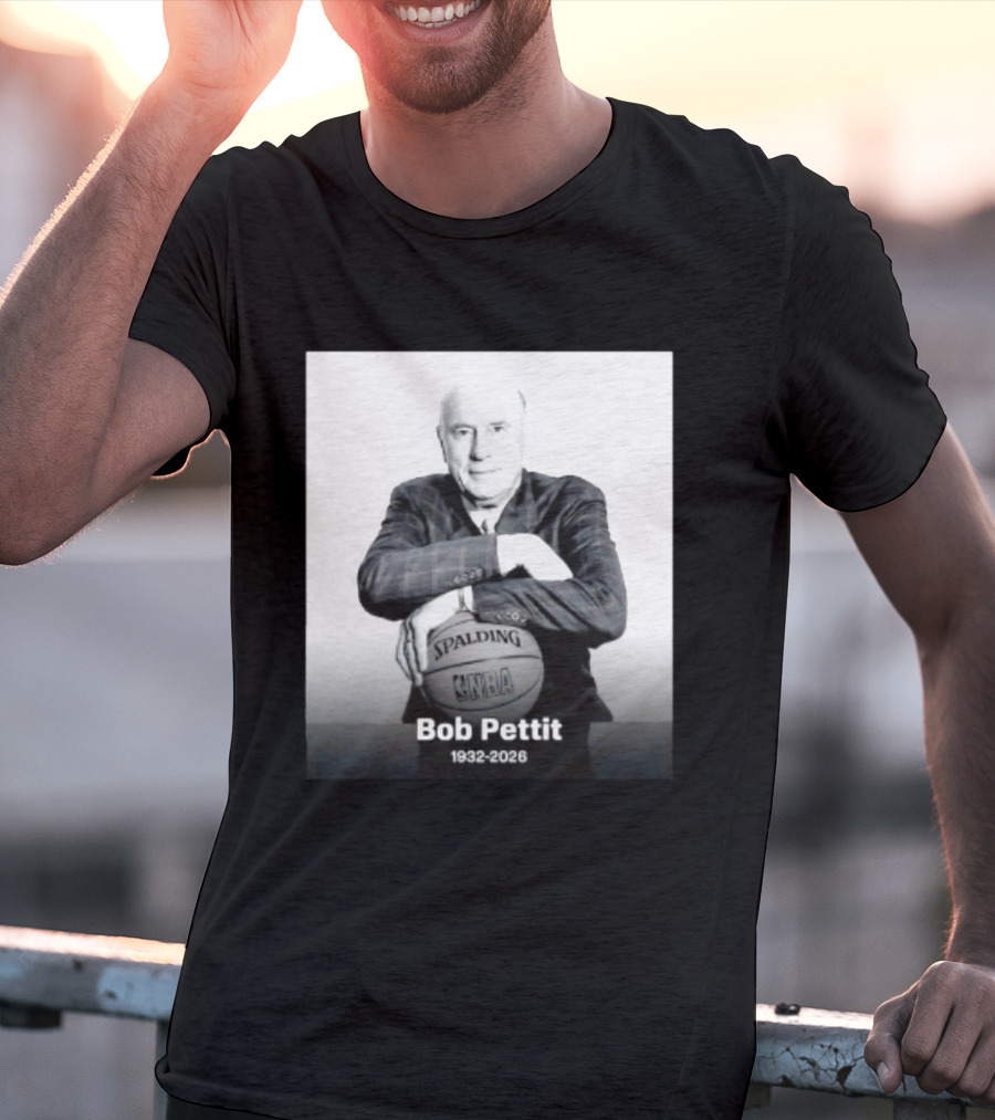 Bob Pettit 1932 2026 Spalding NBA Naismith Hall Of Famer T-Shirt