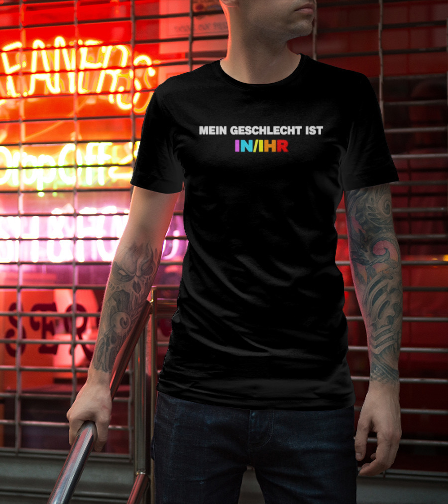 Mein Geschlecht Ist In Ihr LGBTQ Pronouns Rainbow T-Shirt