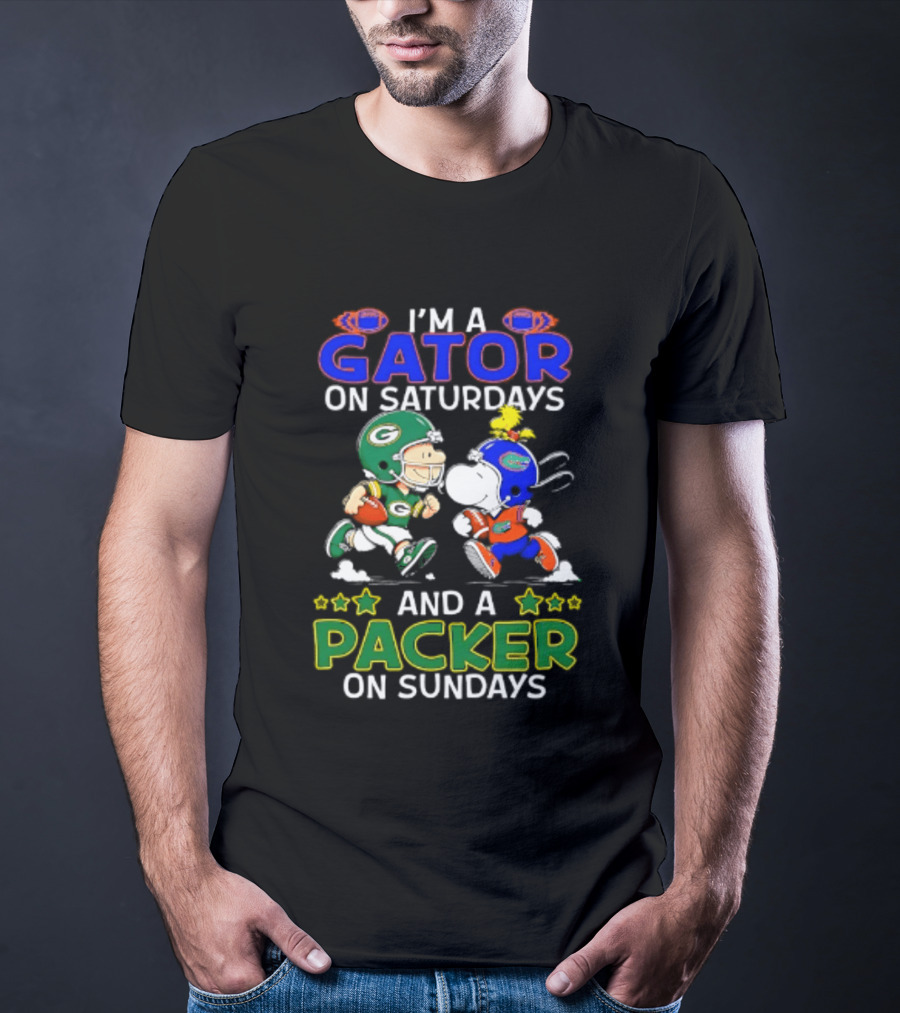 I'm A Gator On Saturdays And A Packer On Sundays Peanuts Football Charlie Brown Snoopy T-Shirt