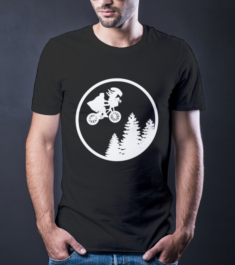 Alien On Bicycle With Trees In Circle Flying Scene 2026 T-Shirt