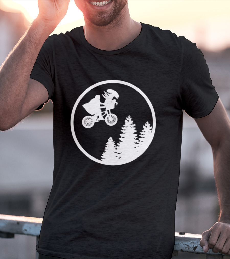 Alien On Bicycle With Trees In Circle Flying Scene 2026 T-Shirt
