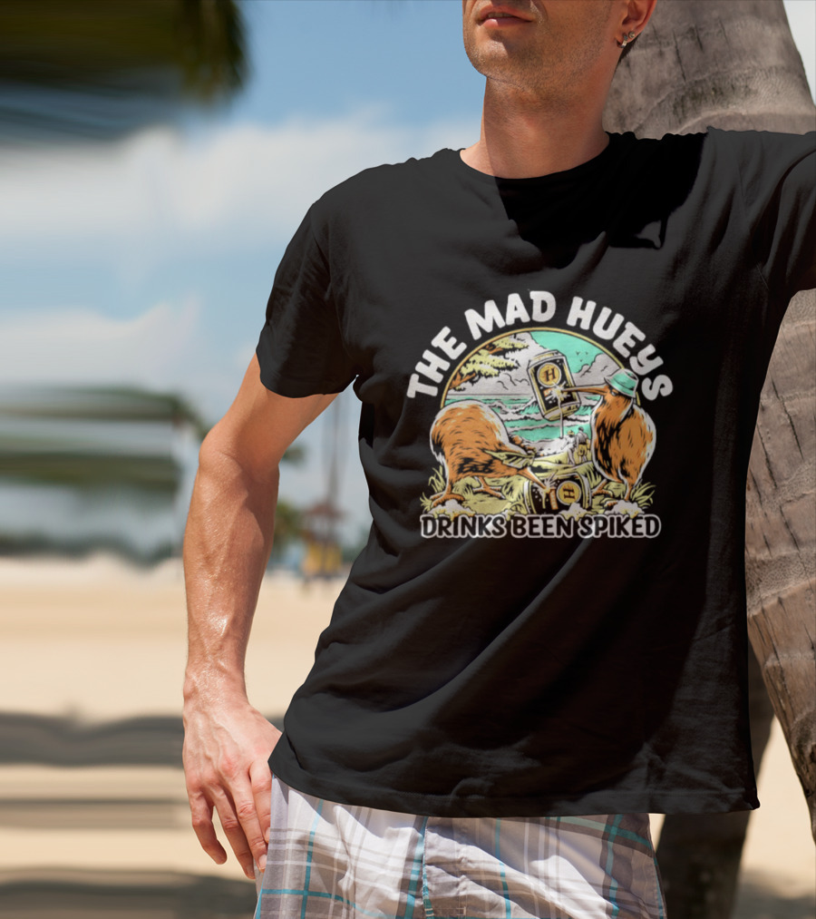 The Mad Hueys Drinks Been Spiked Kiwi Bird Surfing Beach Scene T-Shirt