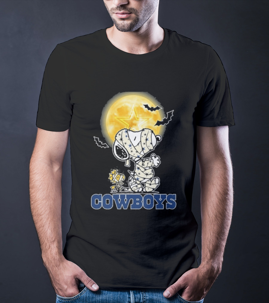 Dallas Cowboys Snoopy Halloween 2026 Full Moon Bat Scene T-Shirt