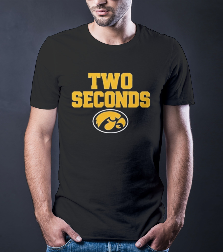Iowa Hawkeyes Two Seconds Game Winning Final Play NCAA 2026 T-Shirt