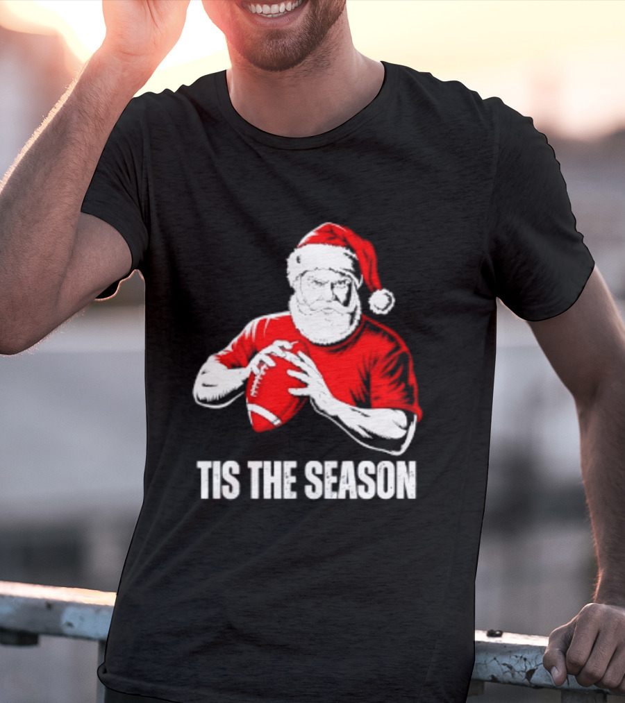 Santa Claus Playing Football Tis The Season Christmas 2026 T-Shirt