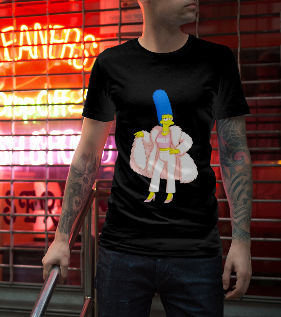 Marge Simpson Milf Pink Fur Coat The Simpsons Cartoon Iconic Character Fashion T-Shirt