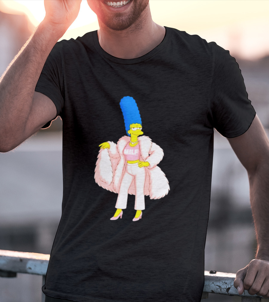 Marge Simpson Milf Pink Fur Coat The Simpsons Cartoon Iconic Character Fashion T-Shirt