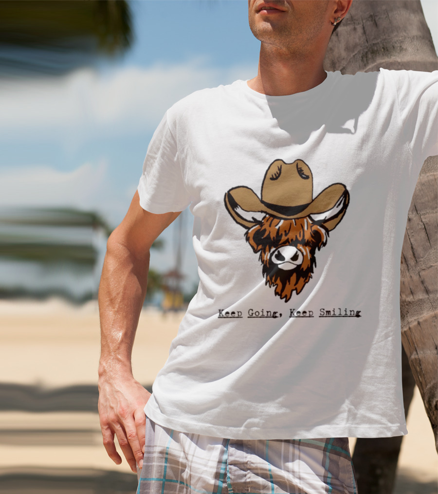 Highland Cow Cowboy Hat Keep Going Keep Smiling Vintage Look T-Shirt
