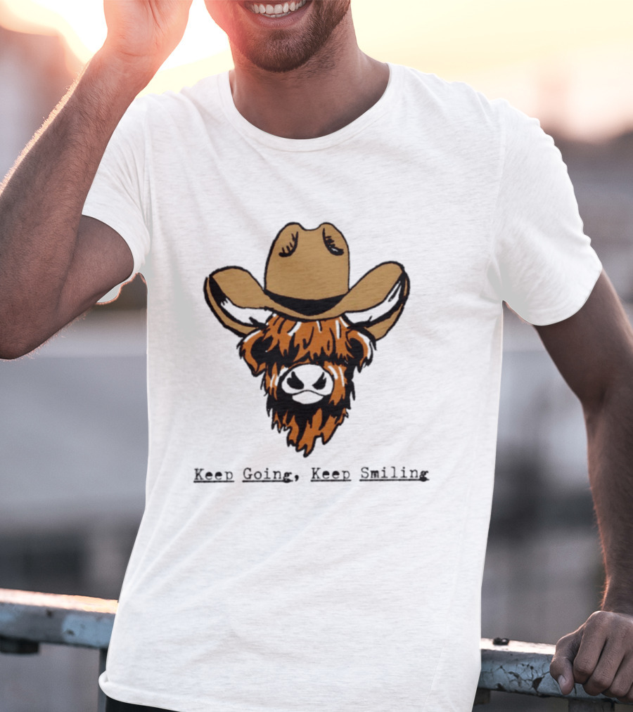 Highland Cow Cowboy Hat Keep Going Keep Smiling Vintage Look T-Shirt