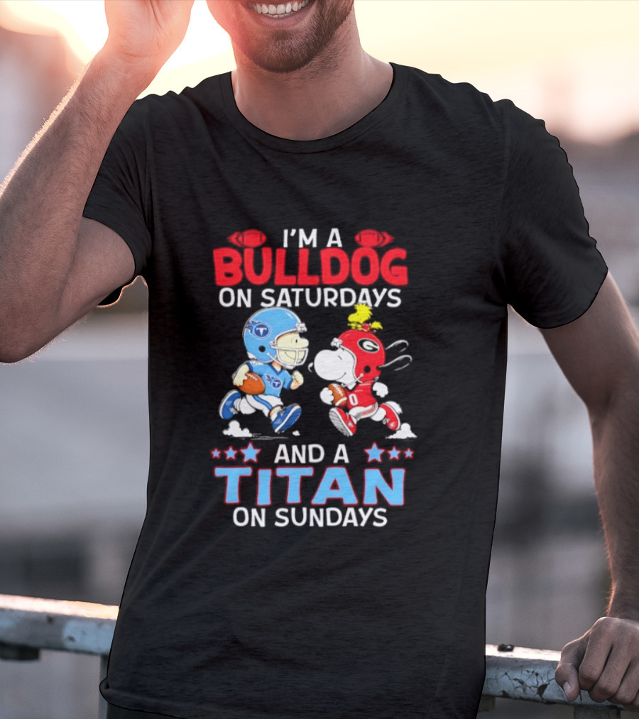 I'm A Bulldog On Saturdays And A Titan On Sundays Football Peanuts Characters T-Shirt