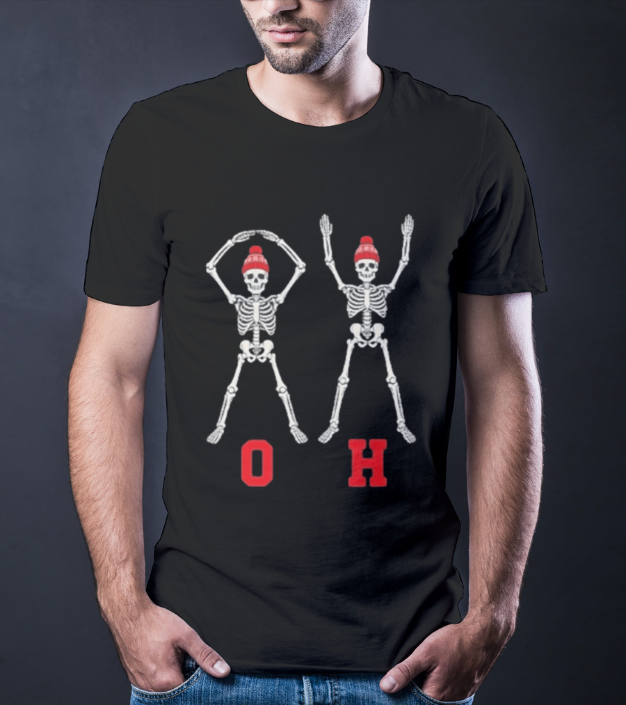 OH IO Skeleton Red Beanie Halloween Costume T-Shirt