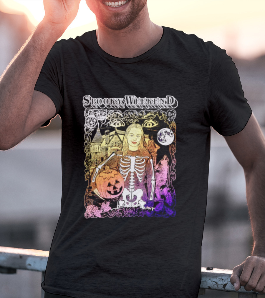 Spooky Weekend Skeleton Pumpkin Haunted House Halloween Magic Moonlit Night T-Shirt