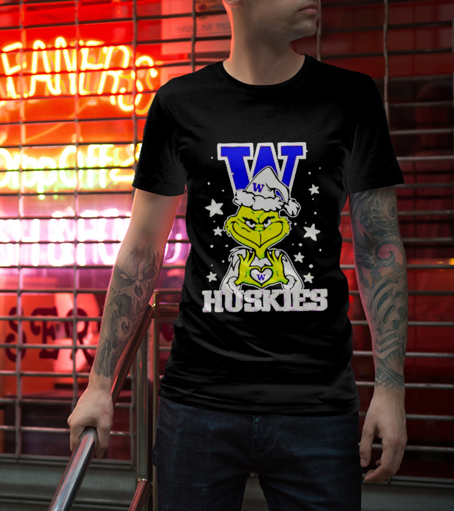 Washington Huskies Grinch Santa Hat Christmas Heart Hands W Monogram T-Shirt