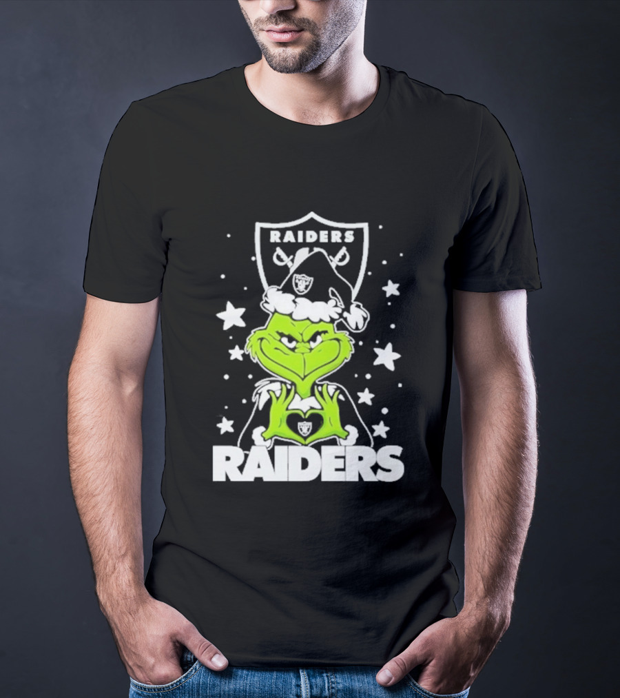 Las Vegas Raiders Grinch Love Hands Christmas Football 2026 T-Shirt