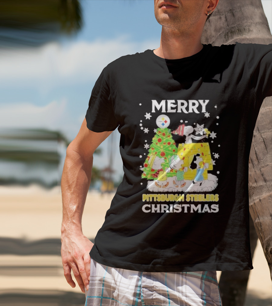 Merry Christmas 2026 Pittsburgh Steelers Peanuts Tree And Snoopy T-Shirt