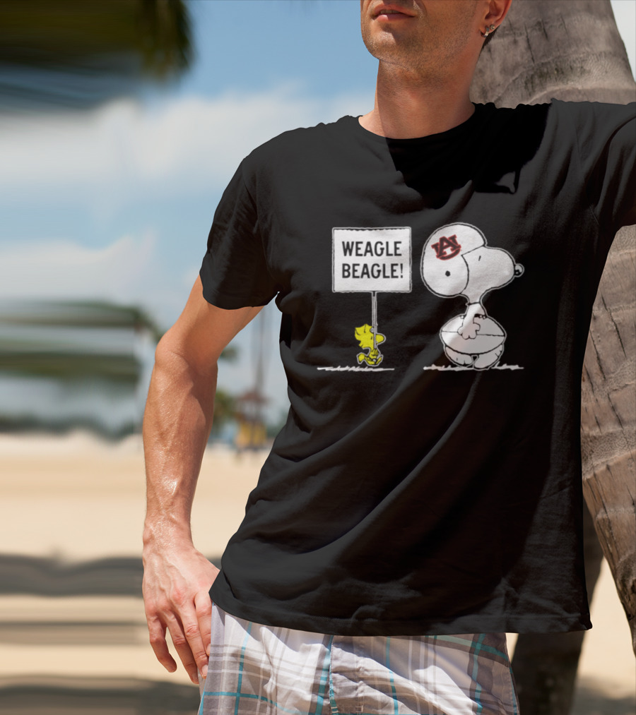 Snoopy Woodstock Auburn Tigers Weagle Beagle Football T-Shirt