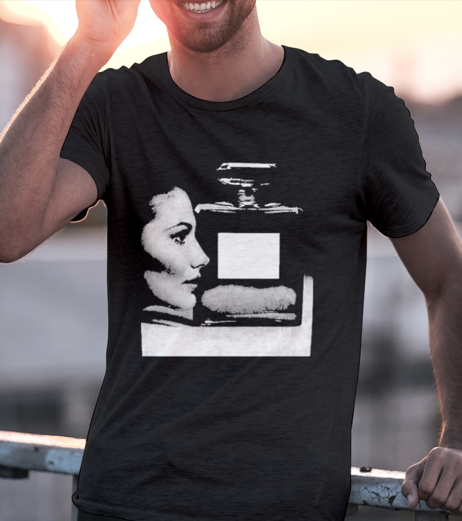 Jungkook GOD SELECTION XXX Perfume Bottle T-Shirt