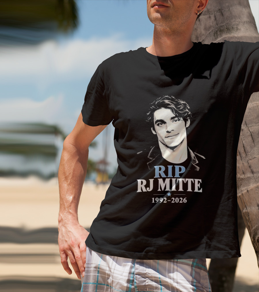 RIP RJ Mitte 1992 2026 Memorial T-Shirt