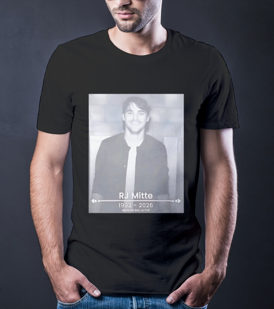 RJ Mitte 1992 2026 Breaking Bad Actor Memorial T-Shirt