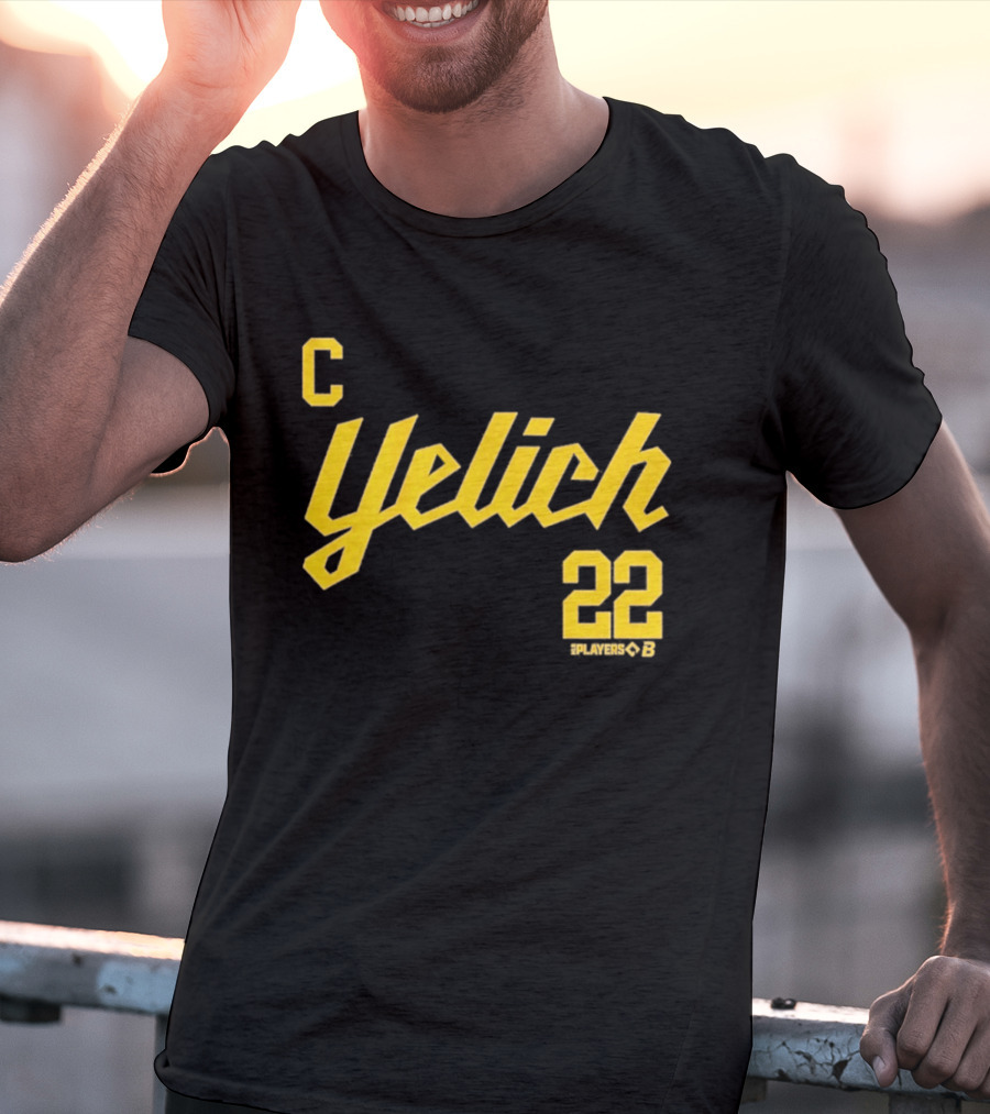 Yelich 22 Captain Players Milwaukee Brewers Baseball MLB T-Shirt