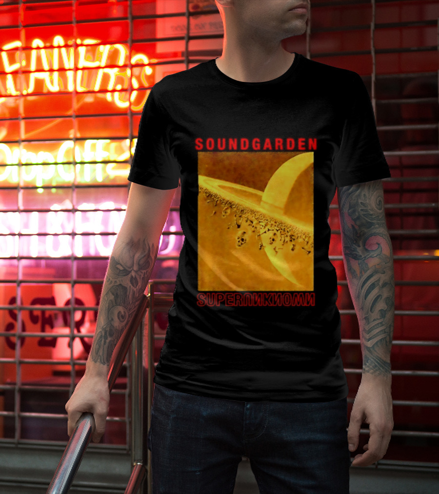 Soundgarden Superunknown Saturn Skulls Grunge Chris Cornell T-Shirt