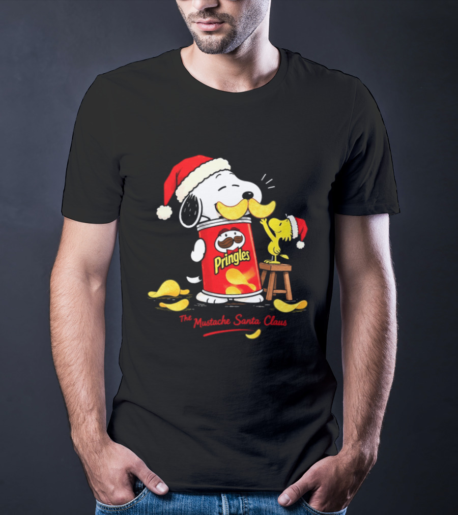 Pringles Snoopy Mustache Santa Christmas Chip Lovers Snack Fun T-Shirt