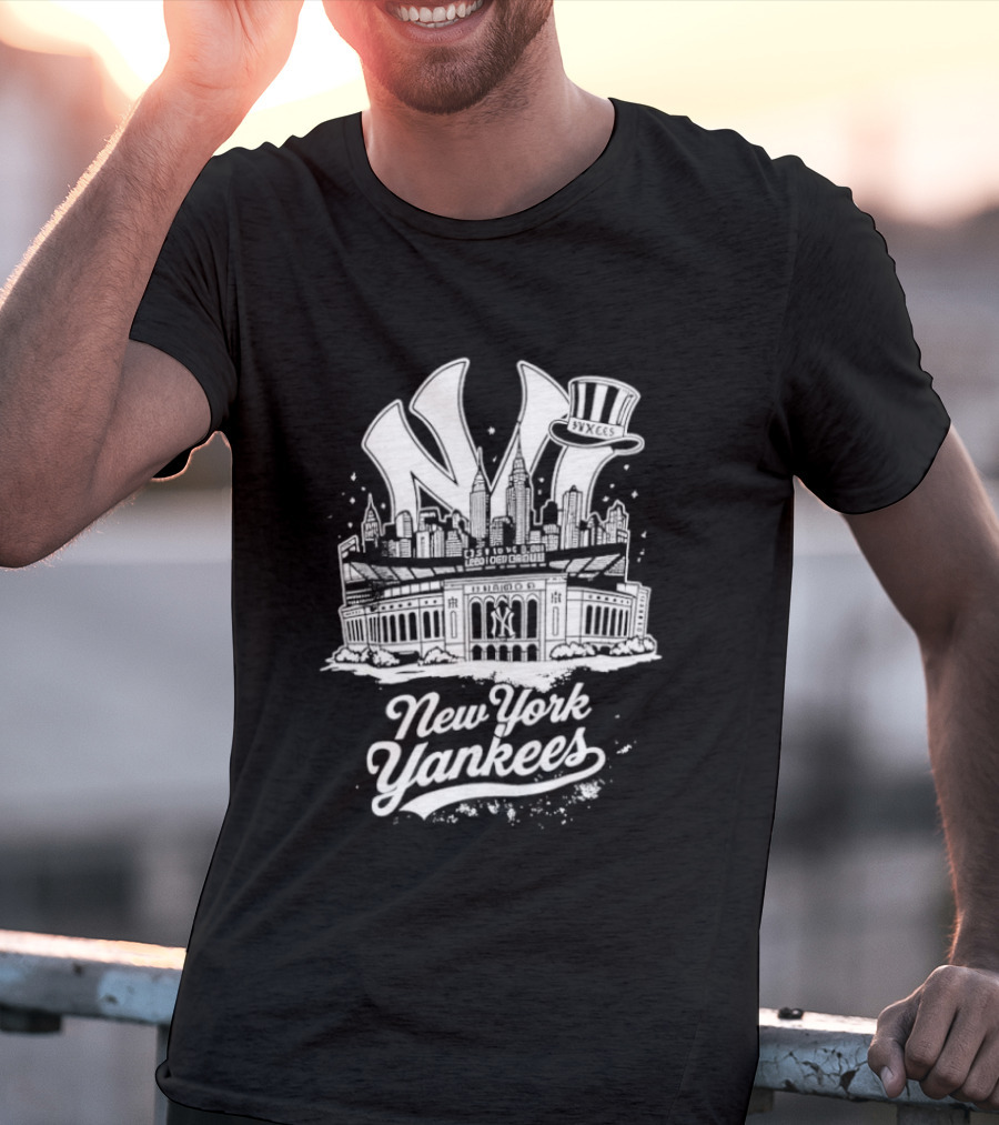 Yankee Stadium New York Yankees Vintage Style Top Hat Icon T-Shirt
