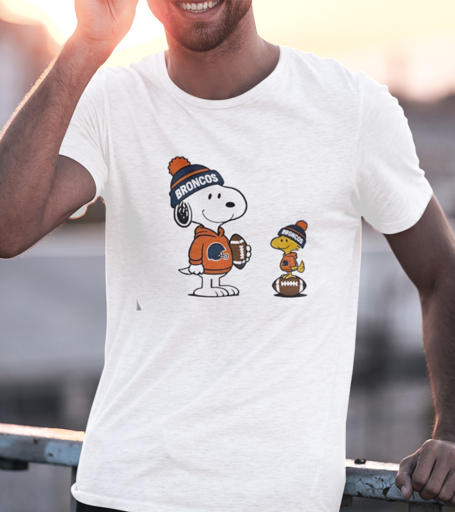 Snoopy Woodstock Denver Broncos NFL Football Fans T-Shirt