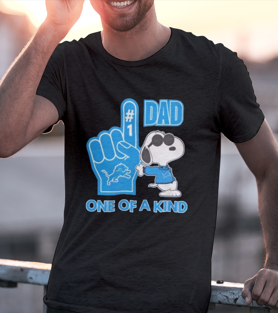 Detroit Lions Snoopy #1 Dad One Of A Kind T-Shirt