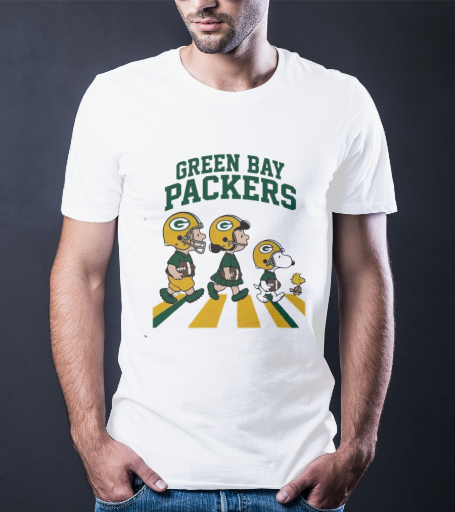 Green Bay Packers Peanuts Characters Abbey Road T-Shirt