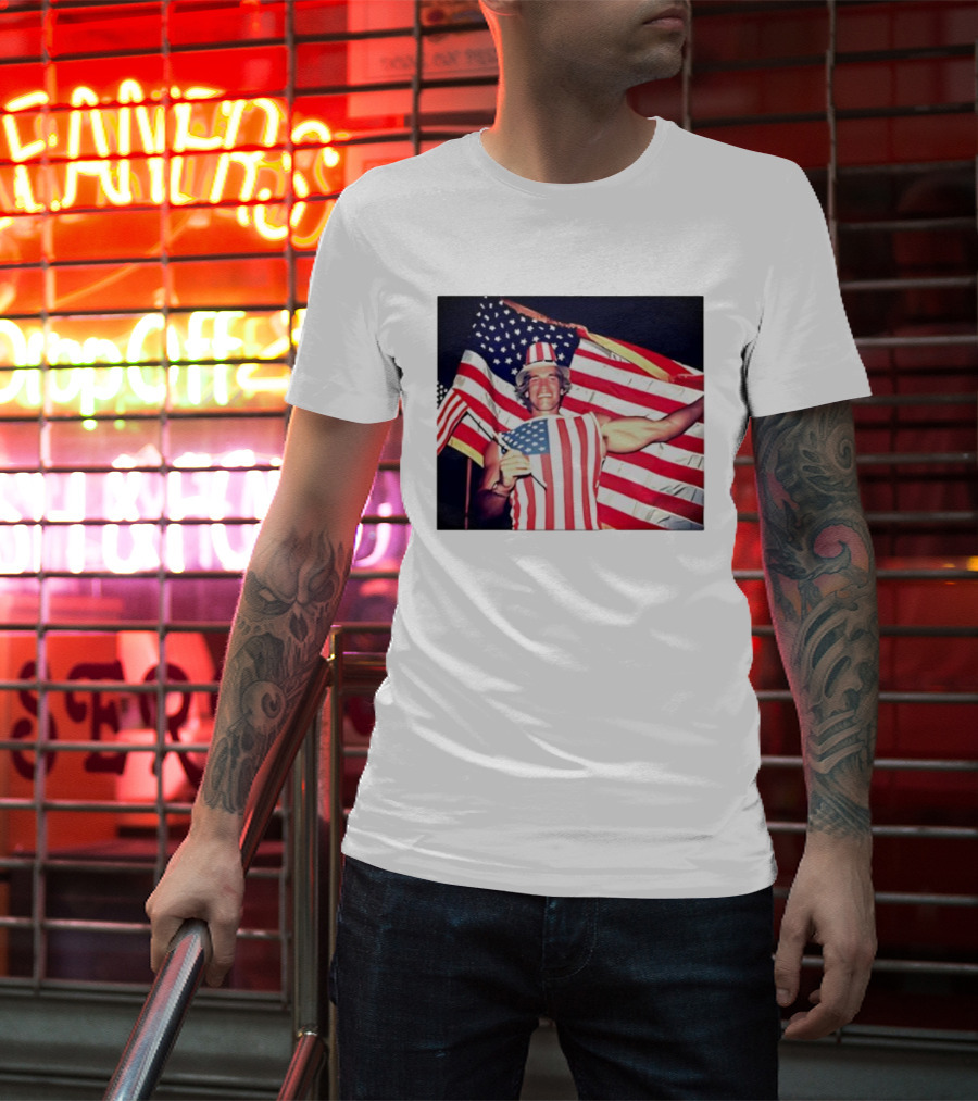 Arnold Schwarzenegger 1983 US Citizenship American Flag Celebration T-Shirt