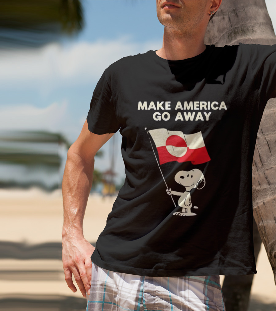 Snoopy Holding Greenland Flag Make America Go Away T-Shirt