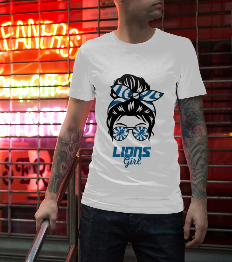 Detroit Lions Girl Glasses Messy Bun T-Shirt