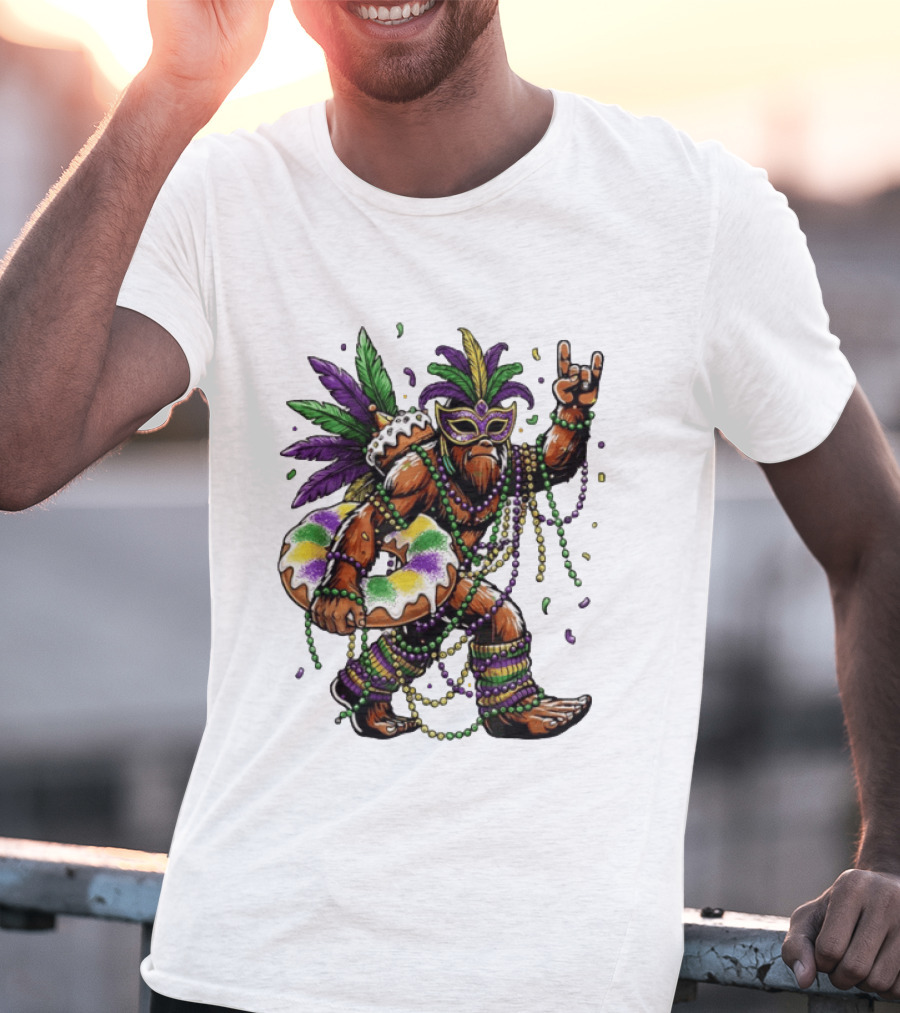 Mardi Gras Bigfoot King Rock And Roll Hand Beads Cake Donut T-Shirt