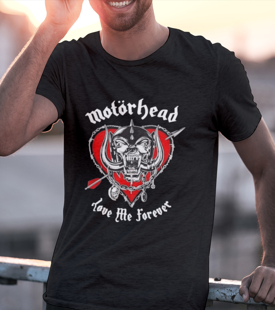 Motörhead Love Me Forever Heart Snaggletooth T-Shirt