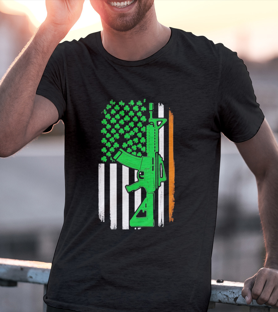 AR15 Shamrock American Irish Flag St Patrick's Day T-Shirt