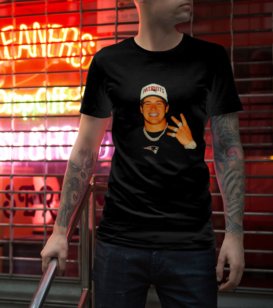 Drake Maye Patriots Ring Collection With New England Patriots Hat And Jewelry T-Shirt