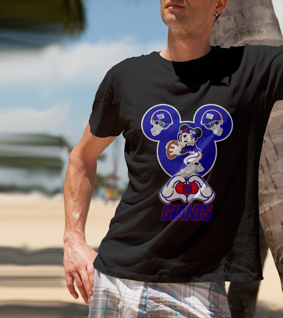 New York Giants Mickey Mouse Heart Hands NFL Team Fan Gear T-Shirt