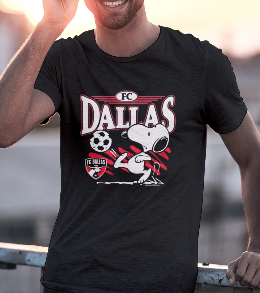 Peanuts Snoopy FC Dallas Soccer Collaboration T-Shirt