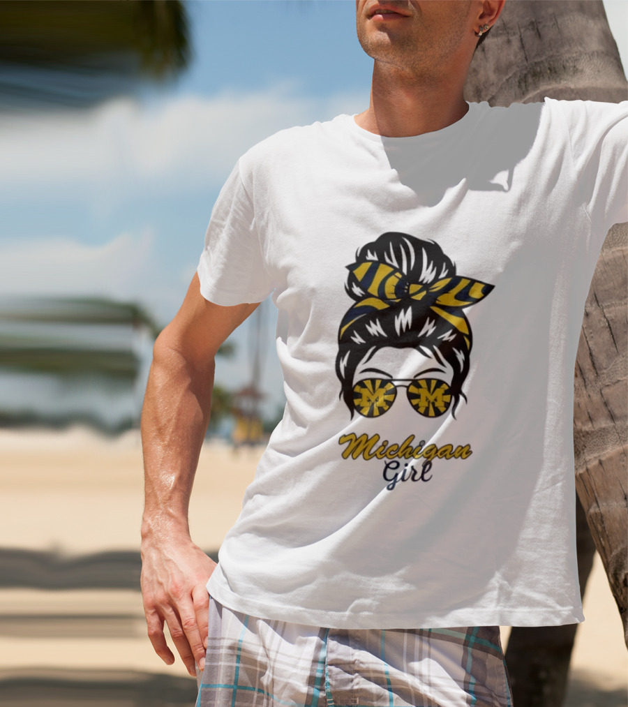 Michigan Girl Messy Bun Glasses Bow T-Shirt