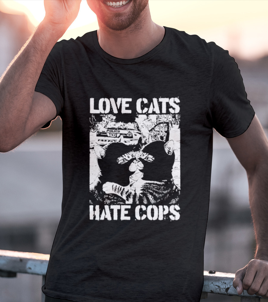 Love Cats Hate Cops Cat Image T-Shirt