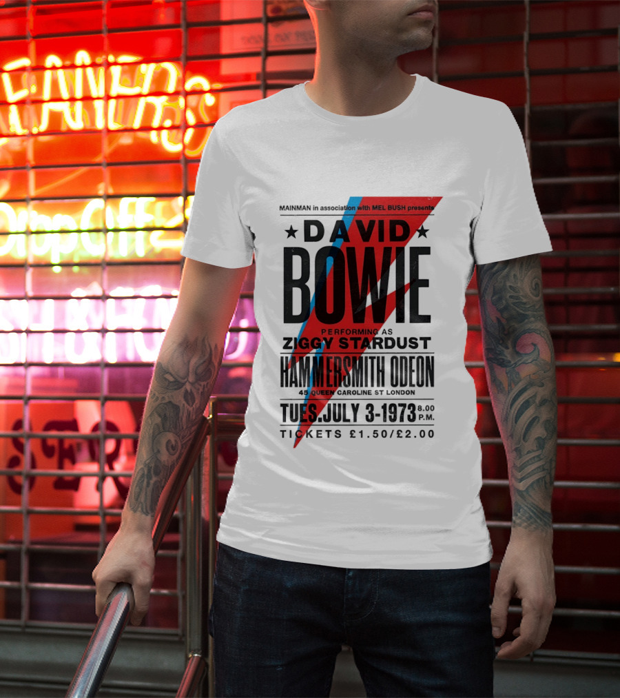 David Bowie Performing As Ziggy Stardust Hammersmith Odeon London July 3 1973 T-Shirt